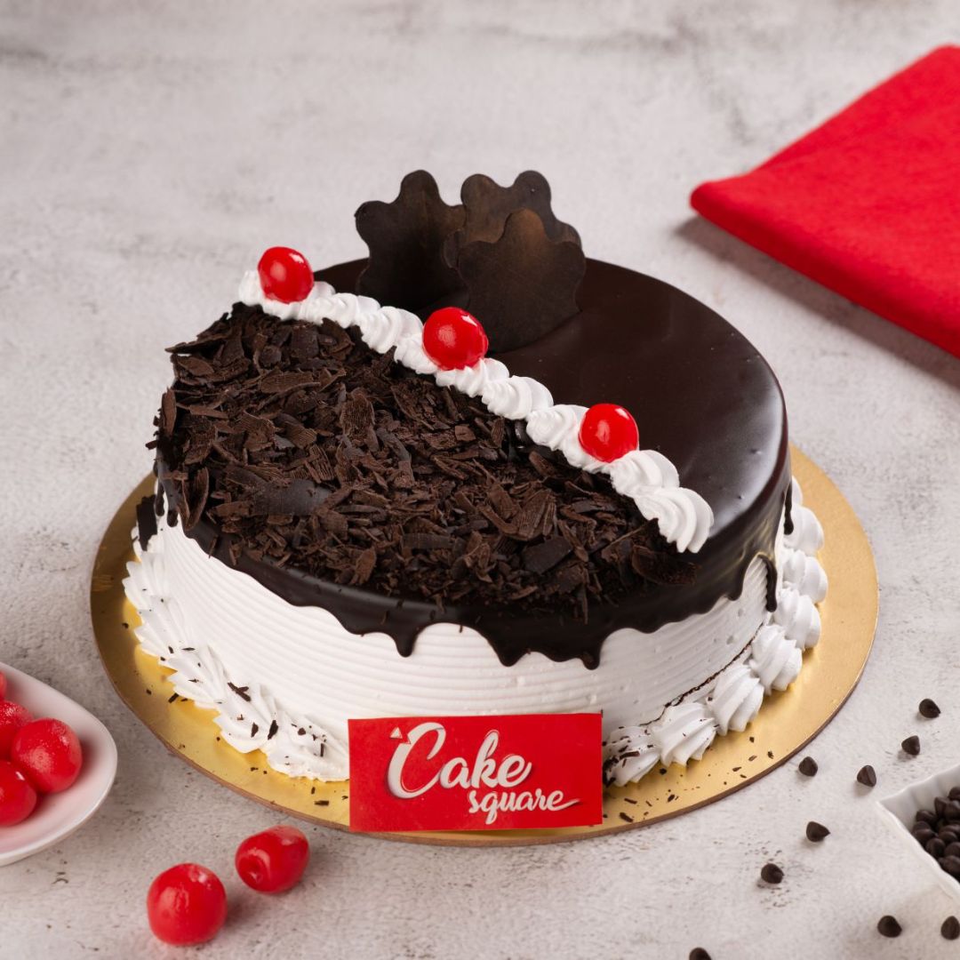 Chocolate-Drip-Black-Forest-Cake