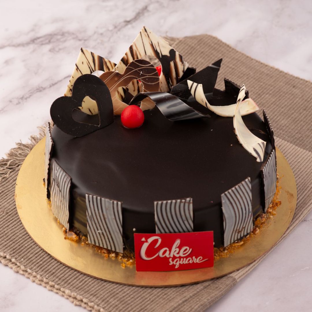 Luxury Chocolate Cake – ANNA Cake Couture