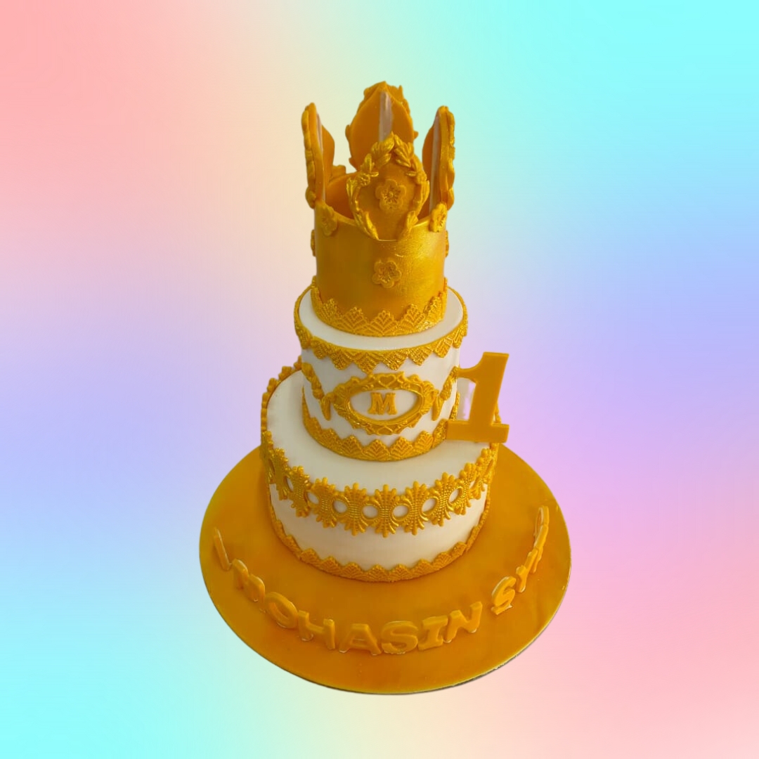 GOLD THEME FIRST BIRTHDAY CAKE