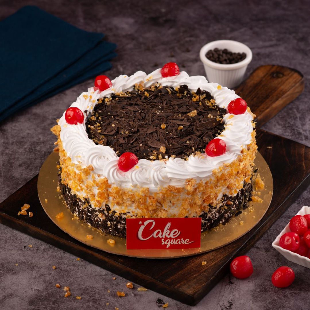 Order Choco Vanilla Cake online | free delivery in 3 hours - Flowera