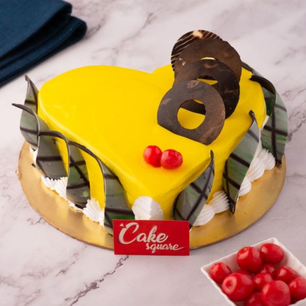 Hearty-pineapple-birthday-cake