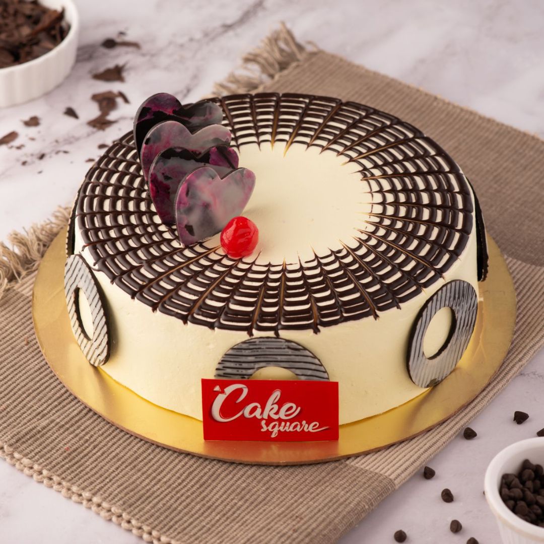 Rectangle Cake with Vanilla Buttercream | Handmade Charlotte