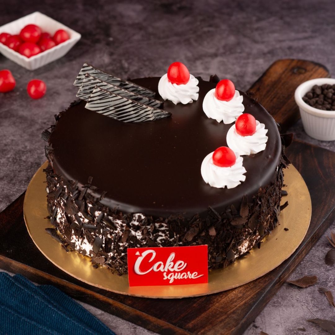 BLACK FOREST CAKE 🔥🔥🔥 fancy cake 🔥🔥 square type birthday cake model |  Birthday cake models, Black forest cake, Fresh cake