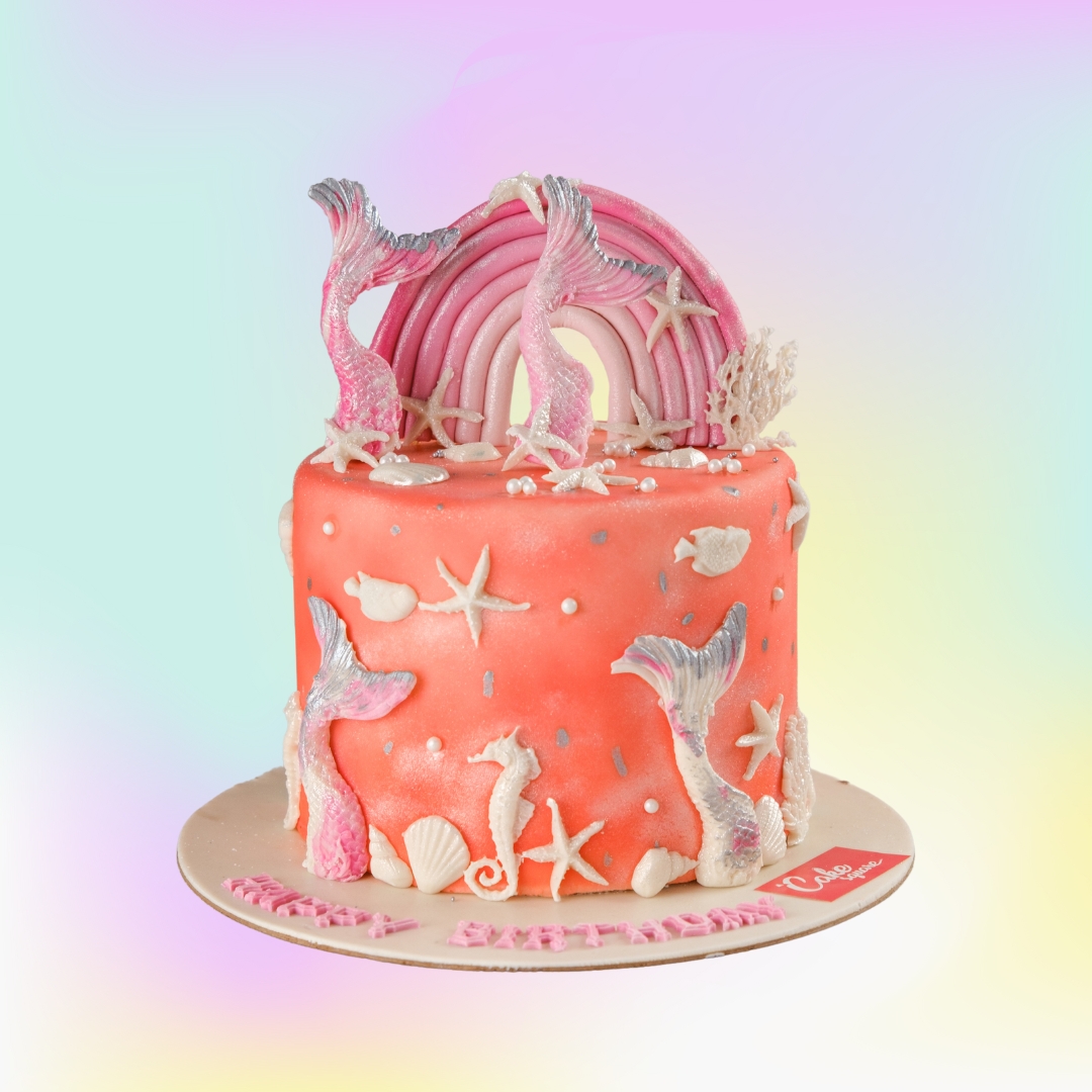 Lavender cake with pink flowers 🌸 | Gallery posted by Twiinkleycakes |  Lemon8